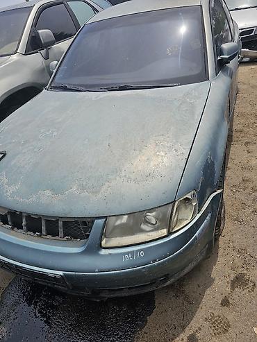 acar pult: Volkswagen Passat B5 sedan – ehtiyat hissələri üçün - Korpus: 4 — 2