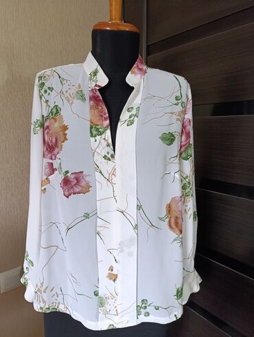 женская блуза летучая мышь: Блузка, Классическая модель, Шифон, В цветочек, Укороченная модель