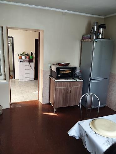 Продажа коттеджей и домов: Продаётся большой жилой дом с участком. участок 4,2 сот — 29