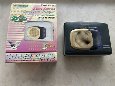 IPod və MP3 pleyerlər: MP3 player satılır.Kaset ilə işləyir.Qutusu var.Üstündə 2 dənə kaset