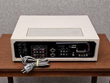 Pojačala i prijemnici: NAD Model 1600 Stereo Receiver – vintage srebrni prijemnik sa — 9