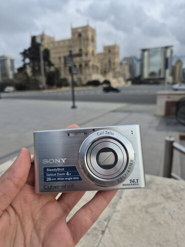 Fotokameralar: Nadir tapılan Sony w seriası 310 320 510
sanyo 
casio exilim