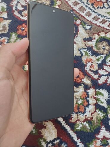 realme 8i: Realme 11 Pro, Колдонулган, 128 ГБ, түсү - Ак, 2 SIM