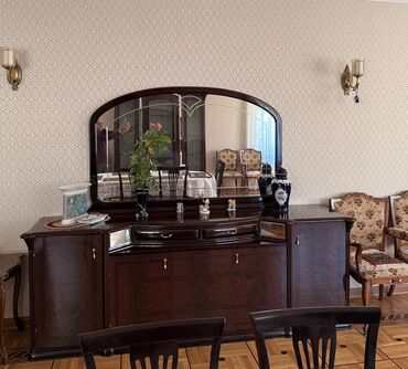 Qonaq otağı dəstləri: İşlənmiş, İtaliya — 7