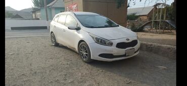 авто из кореи в наличии в бишкеке: Kia Ceed: 2014 г., 1.4 л, Механика, Бензин, Универсал