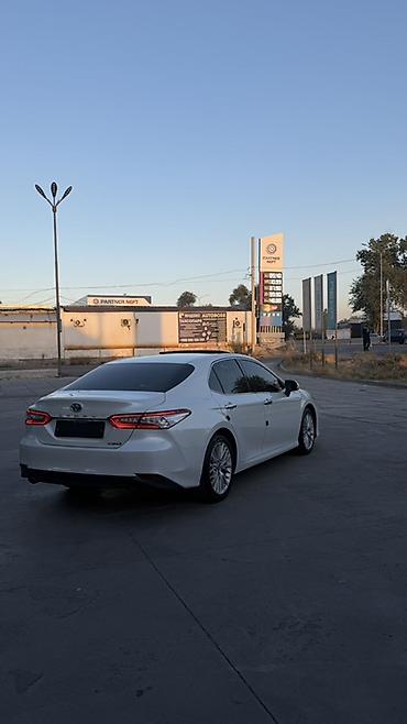 camry 55 exclusive: Toyota Camry: 2019 г., 2.5 л, Гибрид, Седан — 6