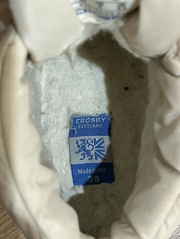 Digər ayaqqabılar: 1.Ботинки Натуральная кожа Размер 39 Цена 60 azn 2. Зимние ботинки — 4