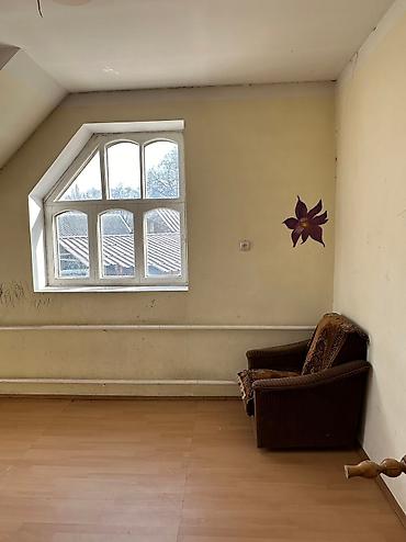 Продажа коттеджей и домов: 🏡 Продаётся 2-этажный дом в элитном районе Киргизия-1! ✨ Отличное — 13