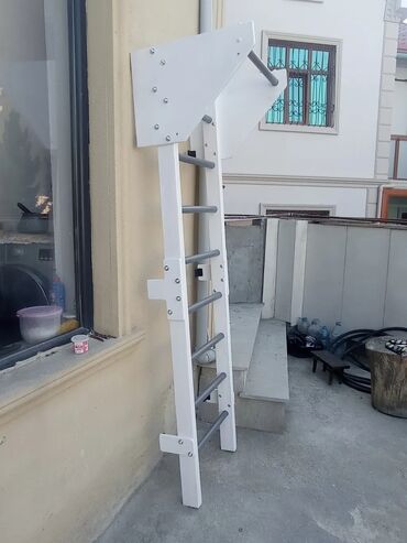 İsveç divarları: Isveç divarı.təzədir.en 60sm,hündürlük 230sm.qiymət 170man.şəhərdaxili — 5