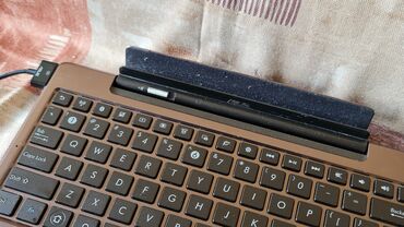 ASUS: ASUS Transformer Book – hibridni uređaj (tablet + dok tastatura) kao — 22