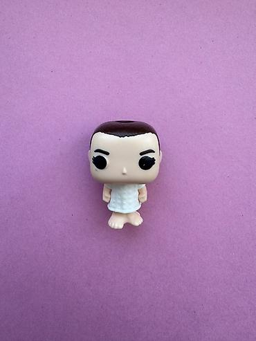işlənmiş maşınlar: Kolleksiya fiquru – vinil materialdan hazırlanmış mini Funko üslubunda — 1