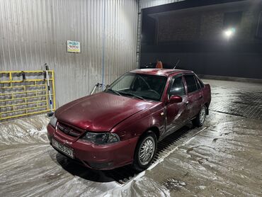 Daewoo: Daewoo Nexia: 2011 г., 1.6 л, Механика, Бензин, Седан