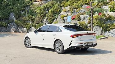kaiyi e5: Kia K5: 2020 г., 2 л, Автомат, Гибрид, Фастбек — 4