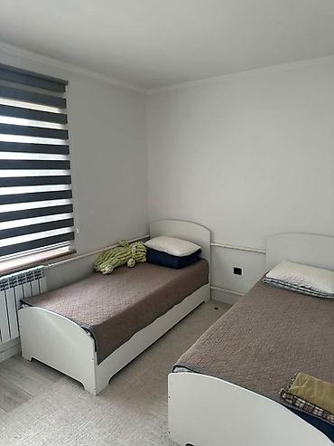 Продажа коттеджей и домов: Продается частный дом с участком. Основные характеристики: - Дом — 9