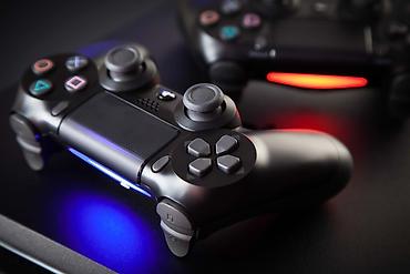 подарок подруге на день рождения в Бишкек: Прокат Sony PlaYStatioN 3-4!!! По самым низким ценам в городе !