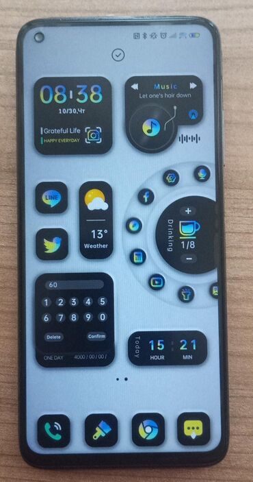 resmi not 10: Xiaomi Mi 10T Pro, 256 GB, rəng - Qara, 
 Qırıq