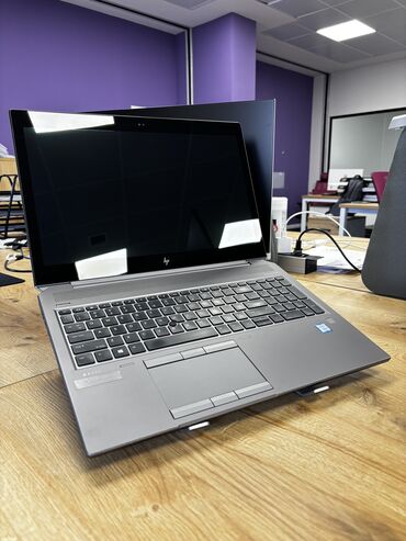 HP: HP ZBook, 15.6 ", Intel Core i7, 512 GB