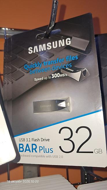 max 3: Flash kart Samsung, 32 GB, USB 3.1, Yeni — 1