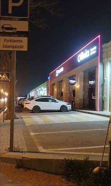 starex (xırdalan) fotolar: Bine merkezde korpunun duz yanı tamstorun arxasi. yola 50m hec yoxdu — 2
