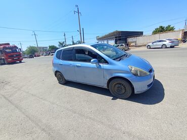 купить лансер 9: Honda Fit: 2002 г., 1.3 л, Автомат, Бензин, Хэтчбэк at lalafo.kg купить лансер 9: Honda Fit: 2002 г., 1.3 л, Автомат, Бензин, Хэтчбэк
