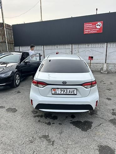 с 180: Toyota Corolla: 2020 г., 1.8 л, Автомат, Гибрид, Седан — 3