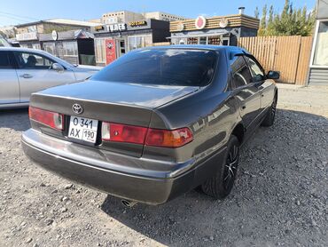 тойота автомобил: Toyota Camry: 1999 г., 2.2 л, Автомат, Газ, Седан