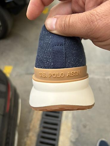 U.S. Polo Assn. brendinə aid idman üslublu ayaqqabı. Tünd göy rəngdə — 2