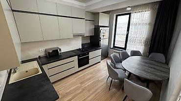 3 бөлмө, 104 м², Асанбай мкр Элитка, 9 кабат