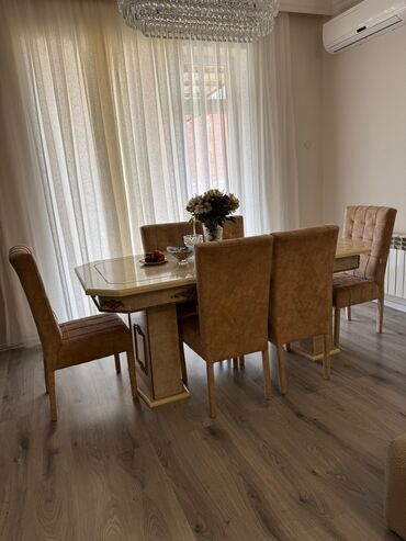 раскладной стол на кухню: Masa dəsti satılır 450₼. Yeni alınıb. Demək olarki istifadə