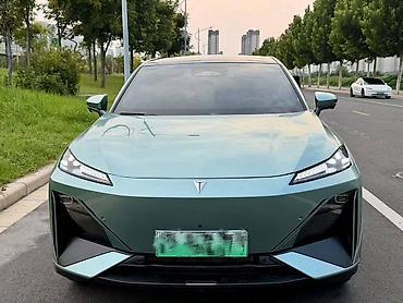 Changan: Changan : 2024 г., 1.5 л, Автомат, Электромобиль, Лифтбек — 4