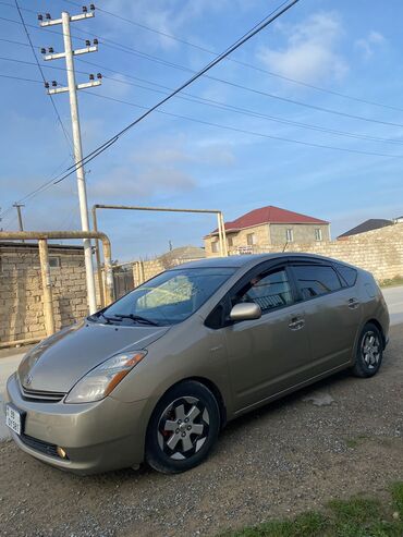 masin ucun ayaqaltilar: Toyota Prius: 1.5 л | 2008 г. Седан