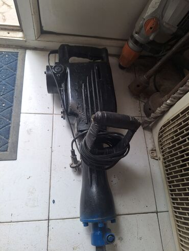generator qiyməti: Digər dəst