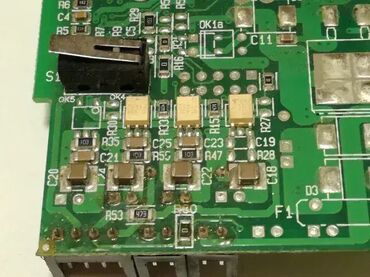 Ostali uređaji: Elektronika za Awelco

Made in Italy

MQ40500

Napaja se sa 220V — 11