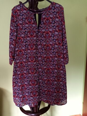 haljine svecane do kolena: Terranova M (EU 38), bоја - Multicolored color, Oversize, Dugih rukava