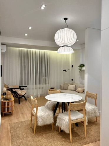 3 комнатная квартира 104 серии бишкек: 2 комнаты, 54 м², Элитка, 10 этаж, Дизайнерский ремонт