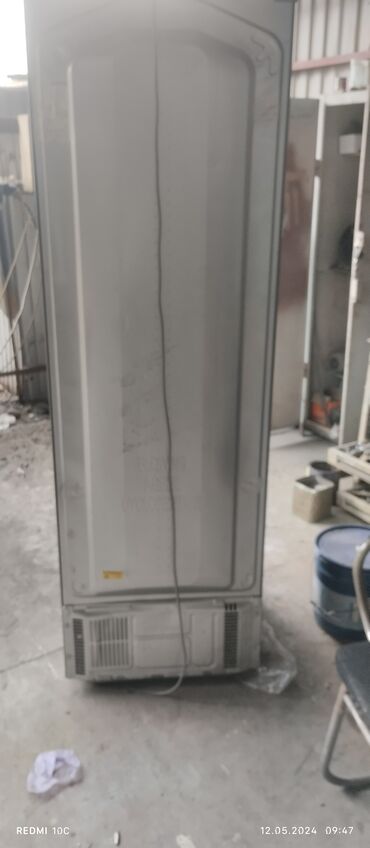 холодильник серый: Холодильник LG, Б/у, Двухкамерный, 50 * 190 *