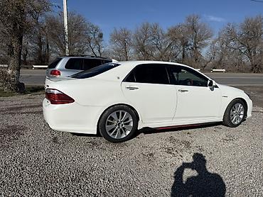 дос парк: Toyota Crown: 2010 г., 3.5 л, Вариатор, Гибрид, Седан — 2