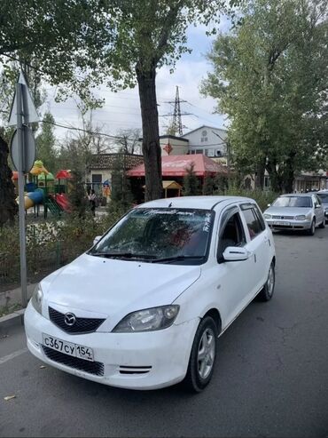 рассрочка афто: Mazda Demio: 2002 г., 1.3 л, Автомат, Бензин, Хэтчбэк