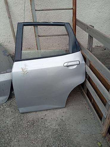 honda element: Кузовные детали Honda Fit (GE/GD, хэтчбек) серебристого цвета. В — 3