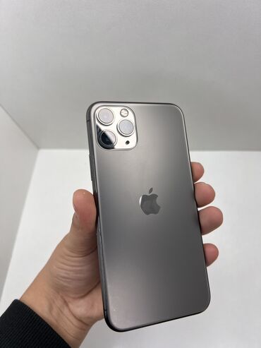 Apple iPhone: IPhone 11 Pro, Б/у, 256 ГБ, Graphite, Зарядное устройство, Защитное стекло, Чехол, В рассрочку, 93 %