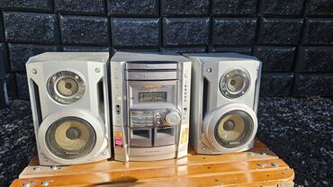 Динамики и музыкальные центры: Продаю CD стерео систему panasonic cd stereo system sa-vk 540