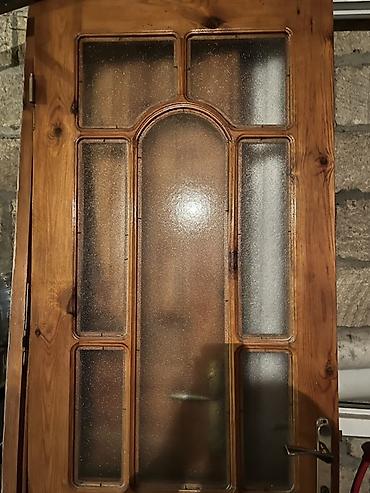 mişura işıq: Taxta şüşəli qapı - Material: təbii taxta (laklı səth, ağac naxışlı) — 2