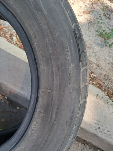 шина зимняя 20555 r16: Комплект из двух автомобильных шин размером 205/65R16 95V. Эти шины