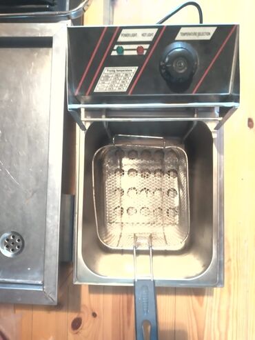 Tosterlər: Toster rəng - Qara, İşlənmiş, Ünvandan götürmə -da lalafo.az — 4 Tosterlər: Toster rəng - Qara, İşlənmiş, Ünvandan götürmə — 4