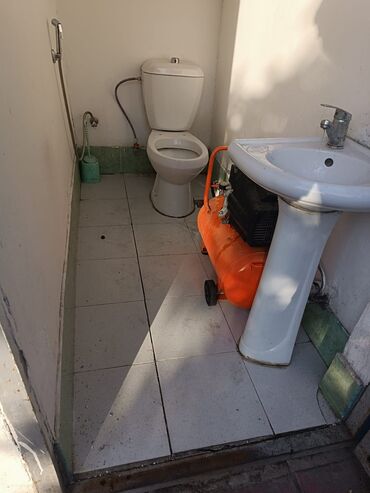 Digər kommersiya daşınmaz əmlakı: İCARƏYƏ VERİLİR – Hazır fəaliyyət göstərməyə tam uyğun AVTOSERVİS 📍 — 7