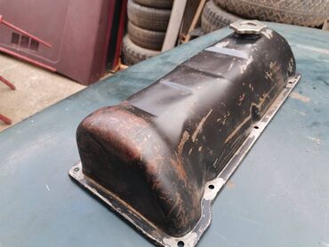 Auto delovi: Dekla, poklopac motora Lada 21213,21214 Niva. Polovno, ocuvano — 5
