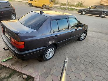 салон на гольф 4: Volkswagen Vento: 1993 г., 1.8 л, Механика, Бензин, Седан — 3
