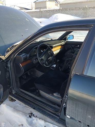 Audi: Audi 100: 1992 г., 2 л, Механика, Седан — 7