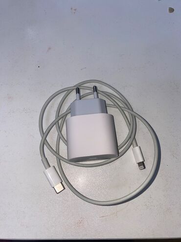 telefon alisi ve satisi: Adapter Apple, 20 Vt, İşlənmiş
