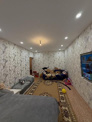 2 rooms: 2 комнаты, 50 м², Индивидуалка, 1 этаж, Требуется ремонт — 2